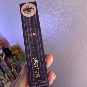 Tarte 360° magniLASH Wand Mascara in Purple